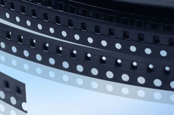 精密载带生产企业能提供一站式整体解决方案，以及生产载带横向一体化优势明